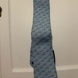 Vineyard Vines tie